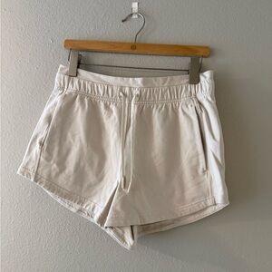 LULULEMON - Light Cream Women's Drawstring Lounge Shorts - Size 6